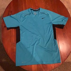 Like New - Nike DriFit Athletic Wear - Size M
